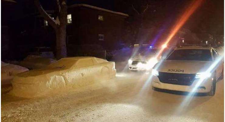 کینیڈین پولیس نے برف سے بنی کار کا بھی چالان کر دیا