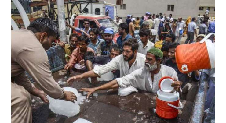 کراچی میں قیامت خیز گرمی، پارہ 44 ڈگری سینٹی گریڈ تک پہنچ گیا