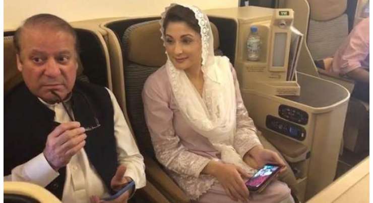 نوازشر یف نے لاہور ایئر پورٹ پر جہاز کے لینڈ ہوتے ہی موبائل فون کا استعمال شروع کر دیا