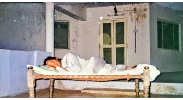 نامزد صدر مملکت عارف علوی نے وزیراعظم عمران خان کی 21 سال پُرانی تصویر شئیر کر دی