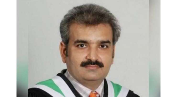 لاہور میں جی سی یونیورسٹی کے پروفیسرڈکیتی میں مزاحمت کے دوران ہلاک