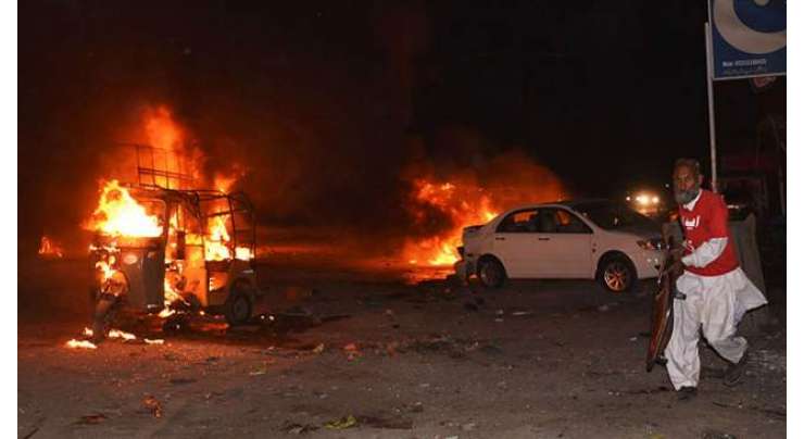 کوئٹہ میں ایف سی چیک پوسٹ اور پولیس وین پرتین خودکش حملے‘8افراد زخمی