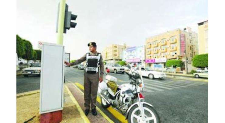 سعودی عرب میں بغیر لائسنس یا زائد المیعاد لائسنس گاڑی چلانے والوں کی شامت آ گئی