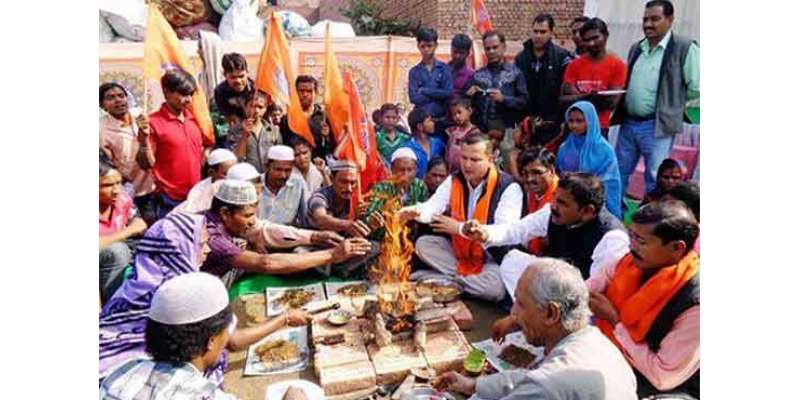 ہندو تنظیم نے مسلمان خاندان کے 14افرادکا زبردستی مذہب تبدیل کرا دیا