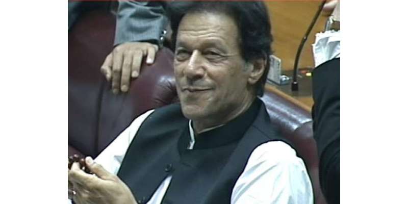 وزیر اعظم عمران خان کو ستاروں کی مبارکباد