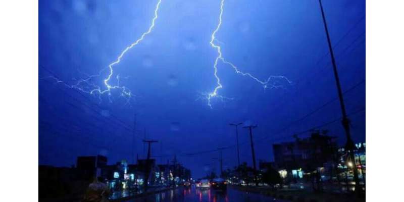 لاہور میں موسلا دھار بارش کے باعث کئی نشیبی علاقے زیر آب آگئے ،کرنٹ ..