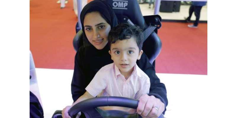 سعوی عرب میں پہلی مرتبہ صرف خواتین کیلئے کاروں کی نمائش