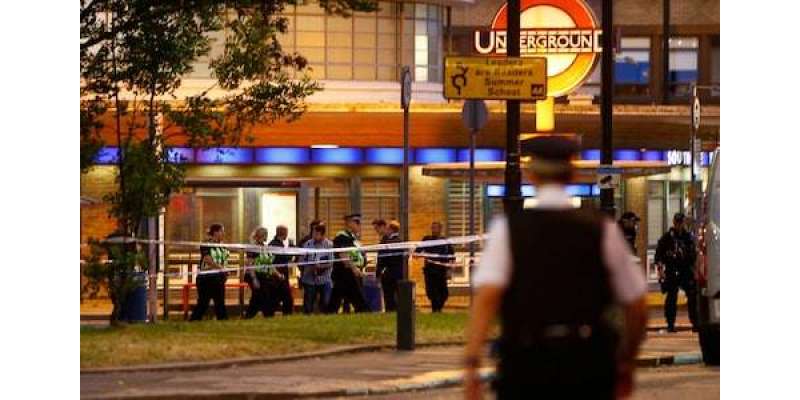لندن کے زیرزمین ریلوے اسٹیشن میں دھماکا، پانچ افراد زخمی