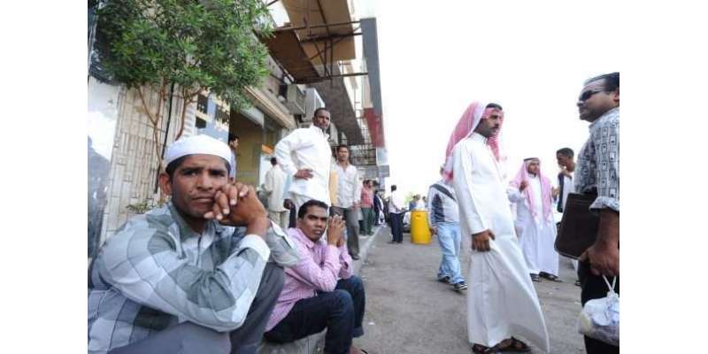 سعودی عرب:غیر مُلکیوں اور مقامی افراد کی اوسط تنخواہ کتنی ہے؟
