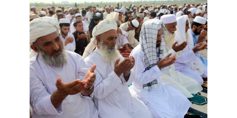 مقیم افغان عوام نے منگل کو عیدالاضحی مذہبی عقیدت و احترام سے منائی