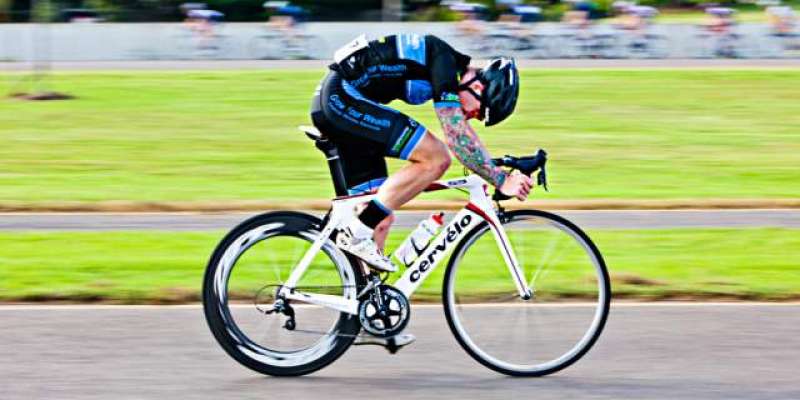بیلجیئم کے سائیکلسٹ ثام بینٹ نے گیرو ڈی اٹالیا سائیکل ریس کا بارہواں ..