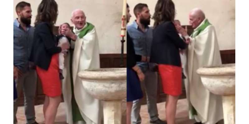 غسل مقدس دیتے ہوئے پادری نے روتے بچے کے منہ پرتھپڑ دے مارا