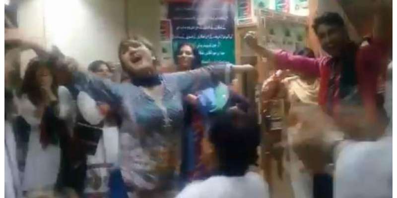 پی آئی اے ریفرنڈم پر پیپلز یونٹی کی جیت، بھارتی گانے پر رقص کرنے والی ..