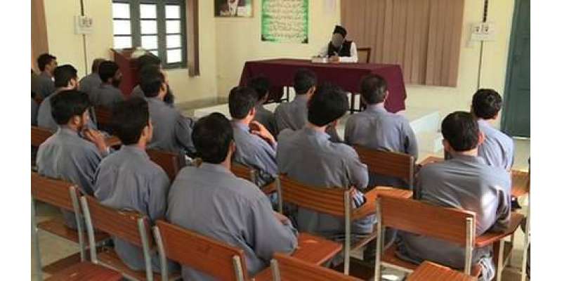 خیبر پختونخواہ میں قائم افغان سکولوں میں پاکستان مخالف مواد پڑھائے ..