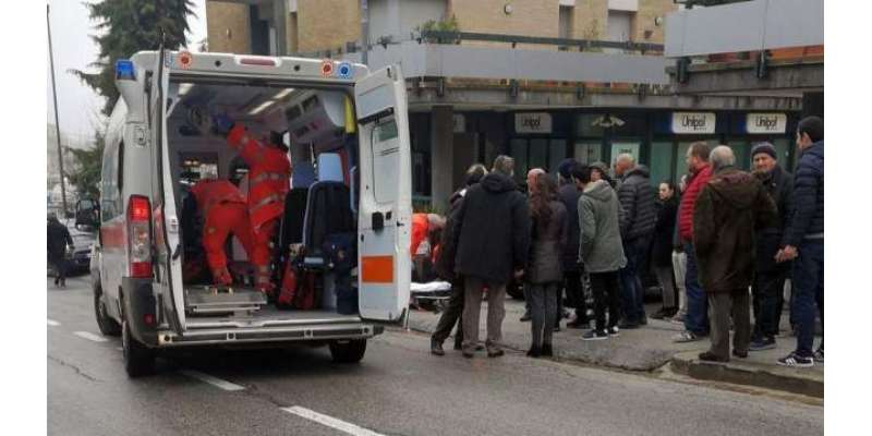 اٹلی میں راہ گیروں پر فائرنگ سے6 غیر ملکی باشندے زخمی ہوگئے
