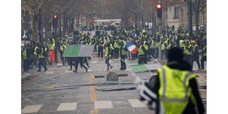 فرانس غیرمحفوظ،پرتشدداحتجاجی مظاہرے،سیاحتی مقامات بند کردیئے گئے