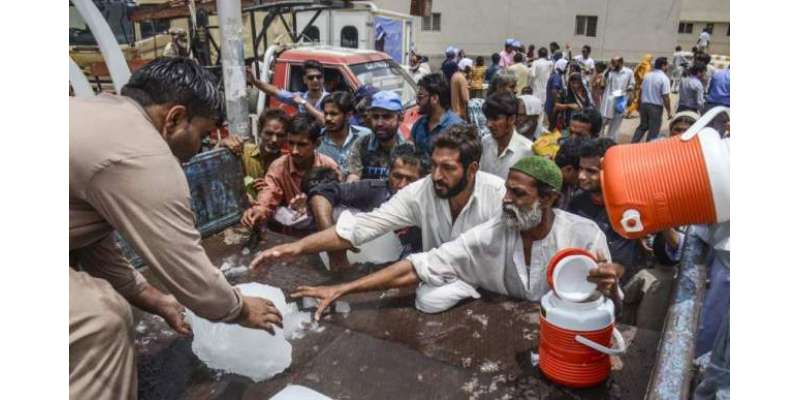 کراچی میں قیامت خیز گرمی، پارہ 44 ڈگری سینٹی گریڈ تک پہنچ گیا