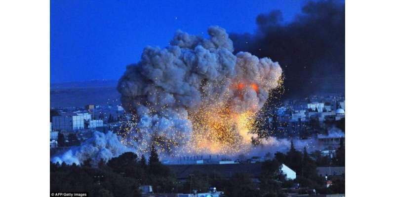 اسرائیلی طیاروں کی غزہ پٹی میں حماس کے کمپائونڈ پر بمباری