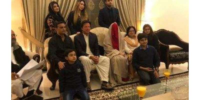 اینکر نے عمران خان کی شادی کو تضحیک کا نشانہ بنانے والے سیاست دانوں ..