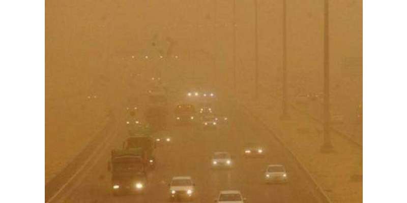 کویت میں گرد وغبارکا طوفان، دن میں رات کا سماں