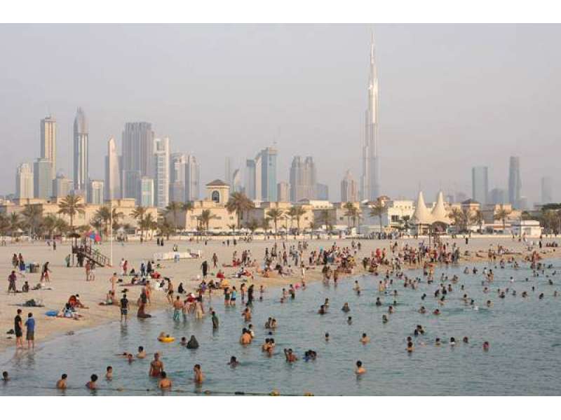 Купаться в дубае в марте. Джумейра опен Бич Дубай. Пляж Джумейра опен. Пляж Джумейра опен Бич в Дубае. Jumeirah Beach пляж Дубай.