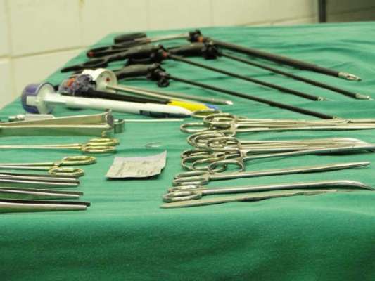 A Russian woman has had scissors in her abdomen for 23 years due to negligence on the part of doctors