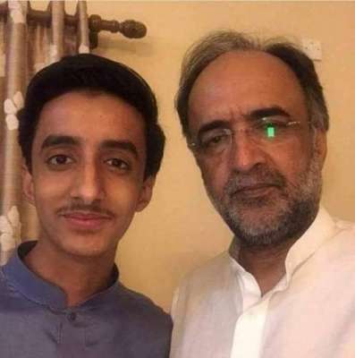 After the death of his son Qamar Zaman Kaira, deeply trapped, kept wandering naked
