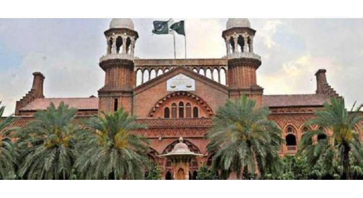 لاہور ہائیکورٹ کا پنجاب حکومت کی جانب سے فیکٹریوں کی انسپکشن پر پابندی کا نوٹیفکیشن پیش کرنے کا حکم