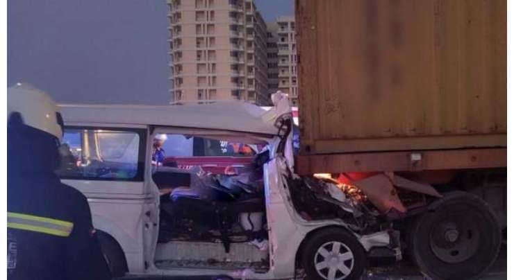 دُبئی کی معروف شاہراہ پر آج صبح ہولناک ٹریفک حادثہ ، 8 افراد ہلاک