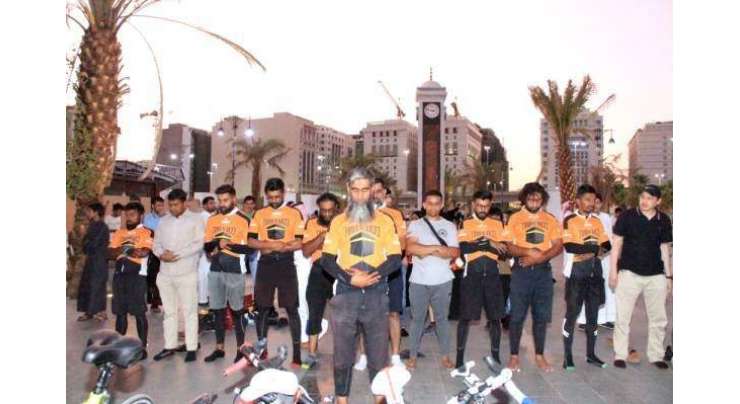 جذبہ ایمانی سے سرشار برطانوی مسلمانوں کا گروپ سائیکلوں پر سعودی عرب پہنچ گیا