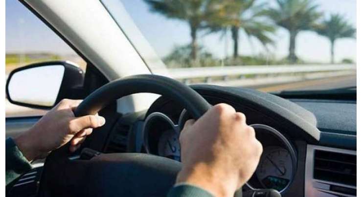 ابوظہبی: دورانِ ڈرائیونگ سات غلطیاں بھاری جرمانے کا باعث بن سکتی ہیں