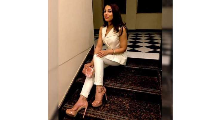 اداکارہ اشنا شاہ کو پیزا ڈلیوری بوائے کی تضحیک پر شدید تنقید کا سامنا