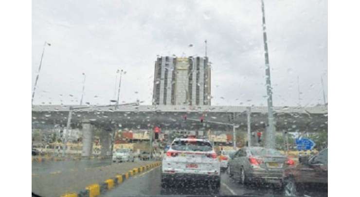عمان میں موسلادھار بارشیں اور ژالہ باری،تعلیمی وکاروباری سرگرمیاں مفلوج