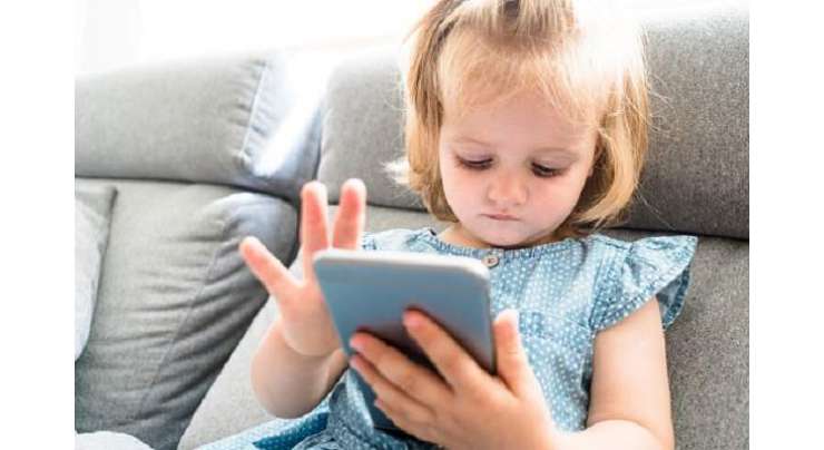 موبائل فون کا استعمال بچوں کے لئے کینسر کا باعث بن سکتا ہے،پروفیسرڈاکٹرعائشہ عارف