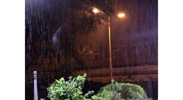 لاہور سمیت ملک کے بیشتر علاقوں میں گرج چمک کے ساتھ بارش کا امکان