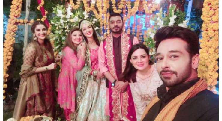 معروف ٹی وی اداکارہ ناہید شبیر نے شادی کرکے اپنی زندگی کے نئے سفر کا آغاز کردیا