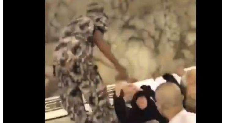 حجاج کی خدمت بڑھ چڑھ کر کرنے والے سیکیورٹی اہلکار پر سعودی حکام بھی مہربان ہو گئے