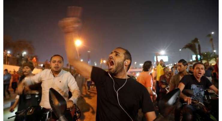 مصر کے عوام نے سڑکوں پر پُرتشدد مظاہرے