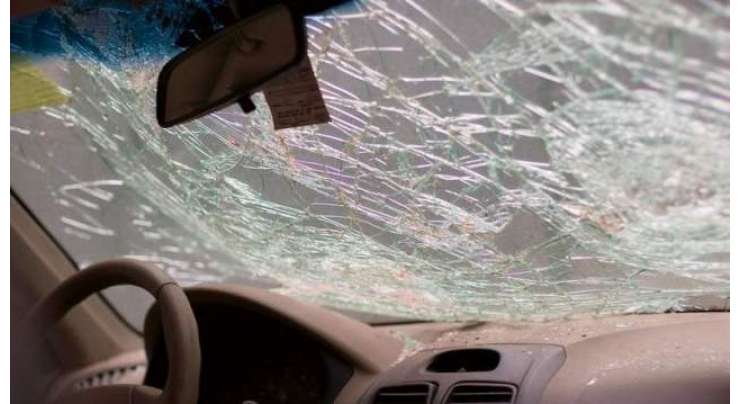 شارجہ: امارات روڈ پر فوجی اہلکاروں کی کار کو خوفناک ٹریفک حادثہ