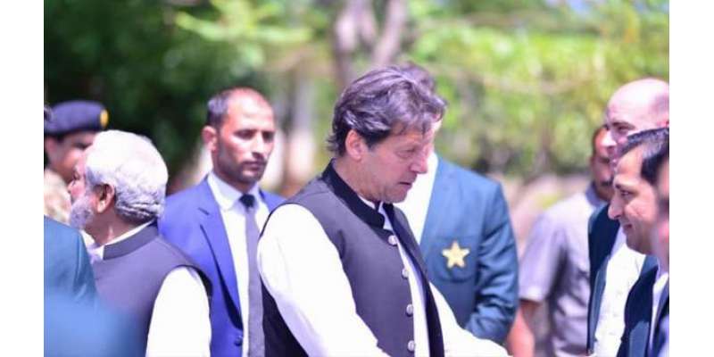 سرفراز کو جیت کے لیے ریلو کٹوں پرانحصار نہیں کرنا چاہیے:عمران خان
