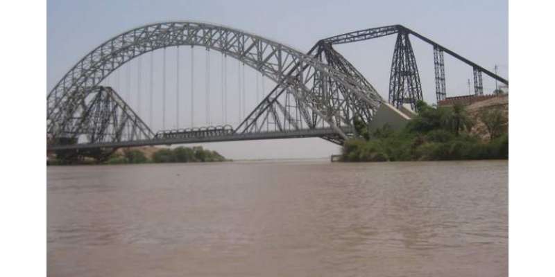 سکھر: لاپتہ بچوں کی دریائے سندھ میں تلاش کے لیے ریسکیو آپریشن جاری