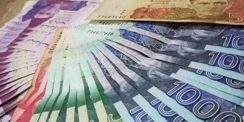 پاکستانی بینکوں کے پاس ڈپازٹس میں 400ارب روپے کا اضافہ