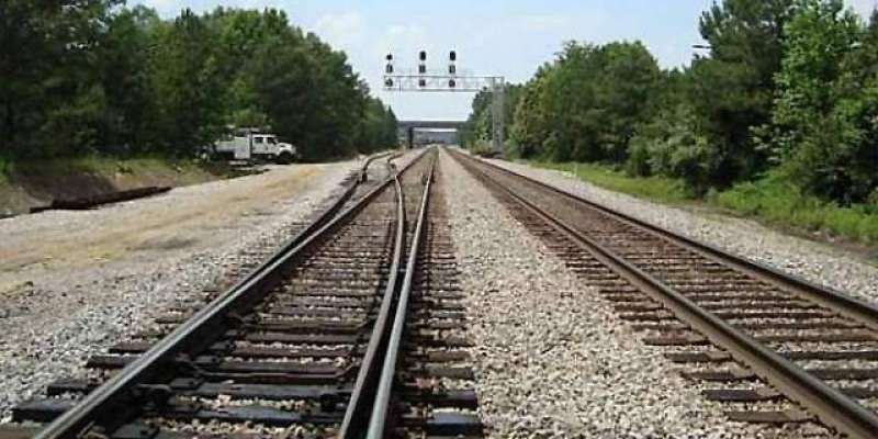 پی سی ون کی منظوری میں مسلسل تاخیر کے باعث ریلوے ٹریک پر بڑے حادثات ..