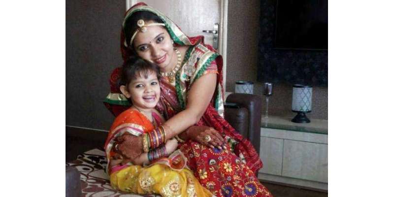 بھارتی ماڈل نے بیٹی کو مار کر خود بھی خود کشی کرلی