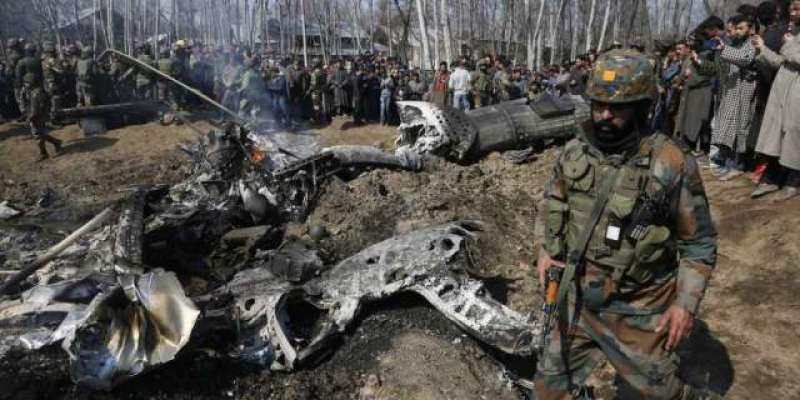 پاکستان کے ساتھ جھڑپ کے دوران اپنا ہیلی کاپٹر گرانے پر بھارتی فضائیہ ..