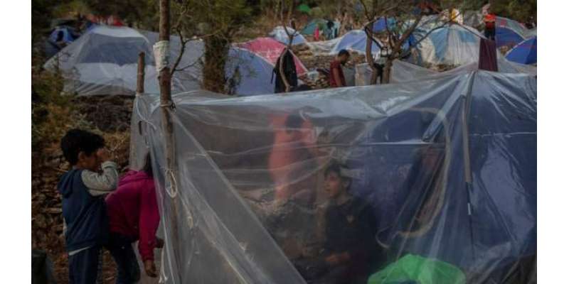 یونان میں حکومت کا تین پناہ گزین کیمپ بند کرنے کا فیصلہ