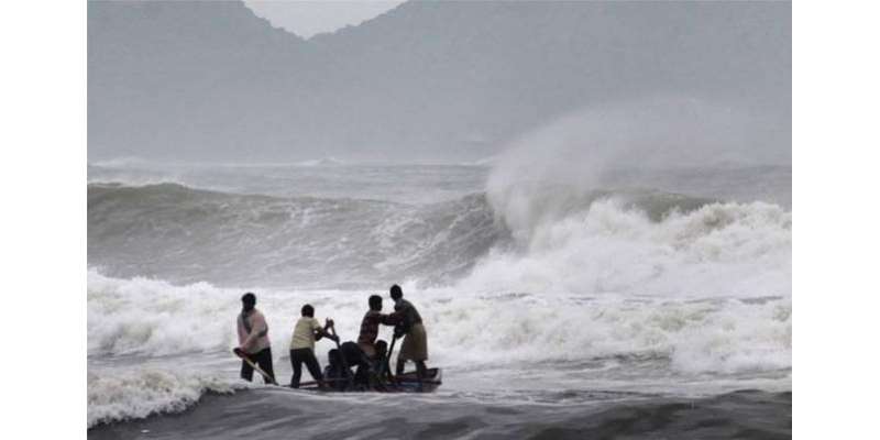 کراچی میں طوفان:ماہی گیروں کی 3 لانچیں اور 38 مچھیرے لاپتہ
