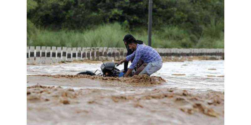 بھارت میں مون سون کی بارشوں سے اڑتیس افراد ہلاک