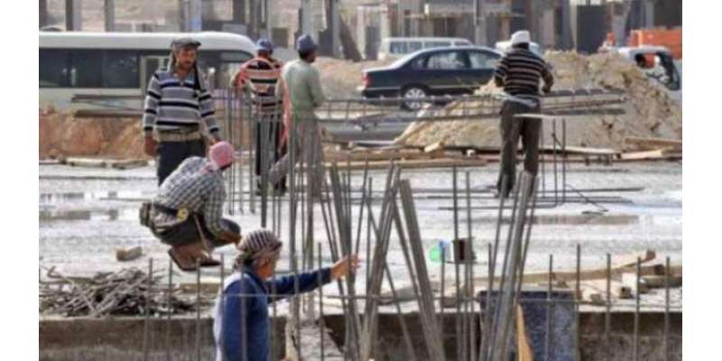 سعودی عرب :گرمی کے ستائے لاکھوں ملازمین کے لیے ٹھنڈی ٹھار خبر آ گئی
