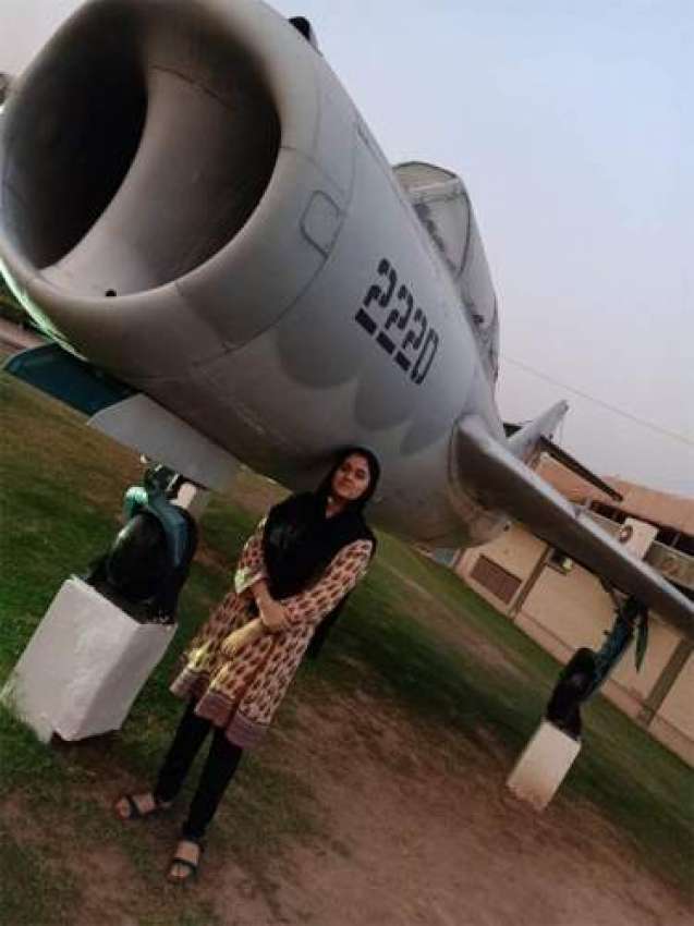 پشاور کی پہلی خاتون فائٹر جیٹ پائلٹ